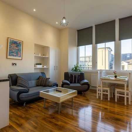 אדינבורו New 2 Bed Apartment With Stunning Views Of Arthur Seat Mountain מראה חיצוני תמונה
