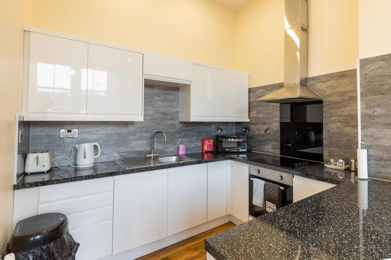 אדינבורו New 2 Bed Apartment With Stunning Views Of Arthur Seat Mountain מראה חיצוני תמונה