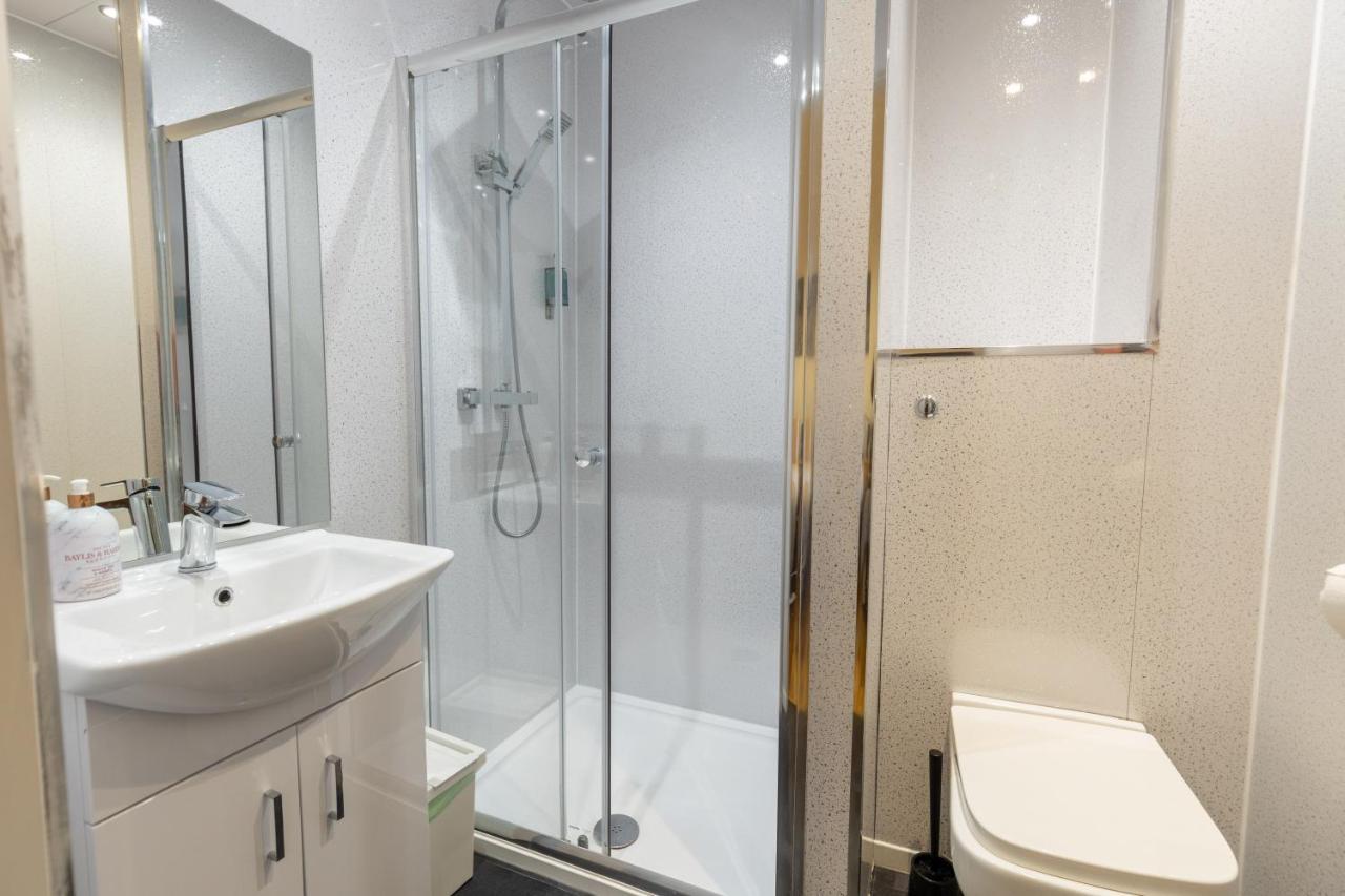 אדינבורו New 2 Bed Apartment With Stunning Views Of Arthur Seat Mountain מראה חיצוני תמונה