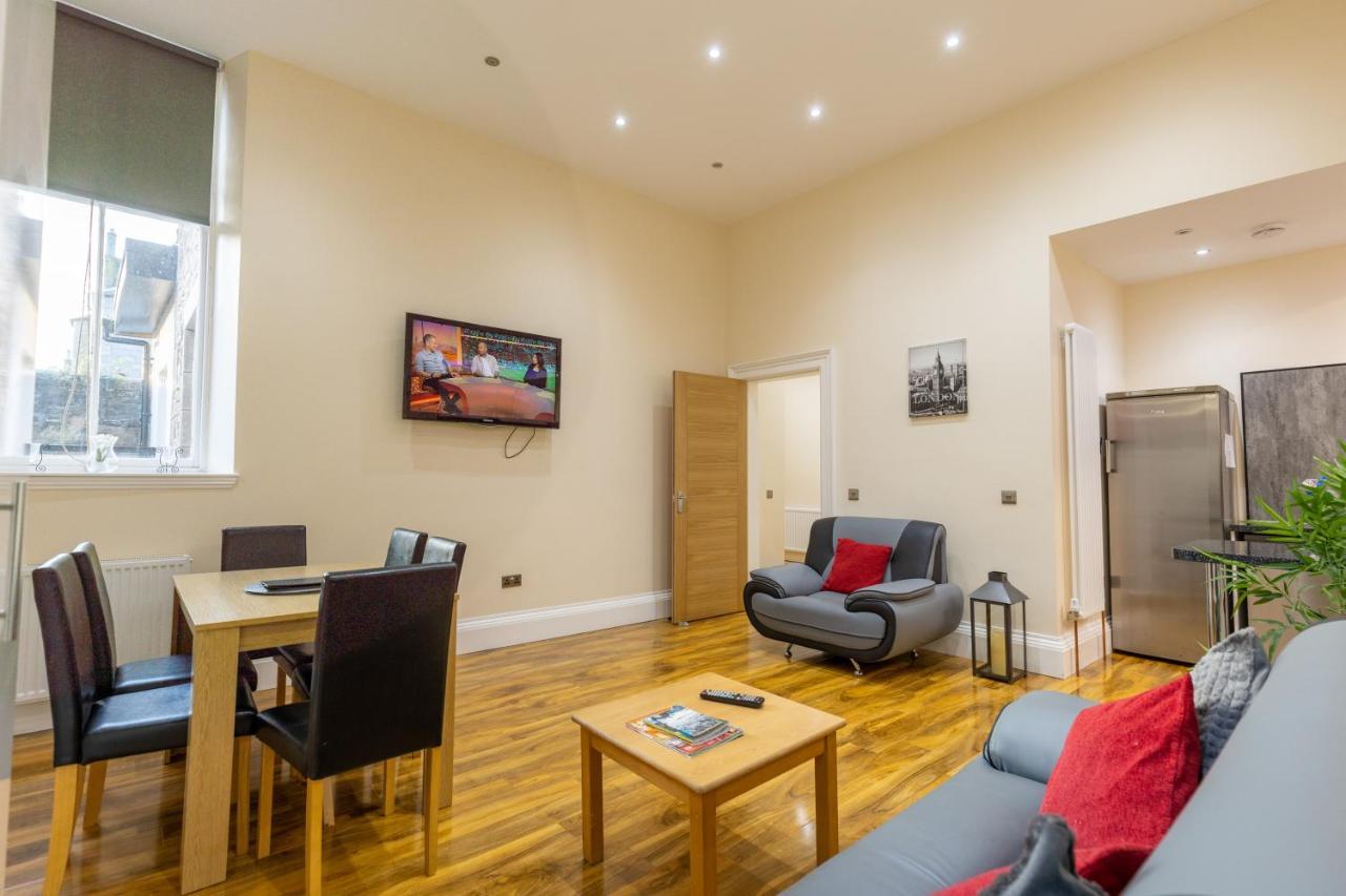 אדינבורו New 2 Bed Apartment With Stunning Views Of Arthur Seat Mountain מראה חיצוני תמונה